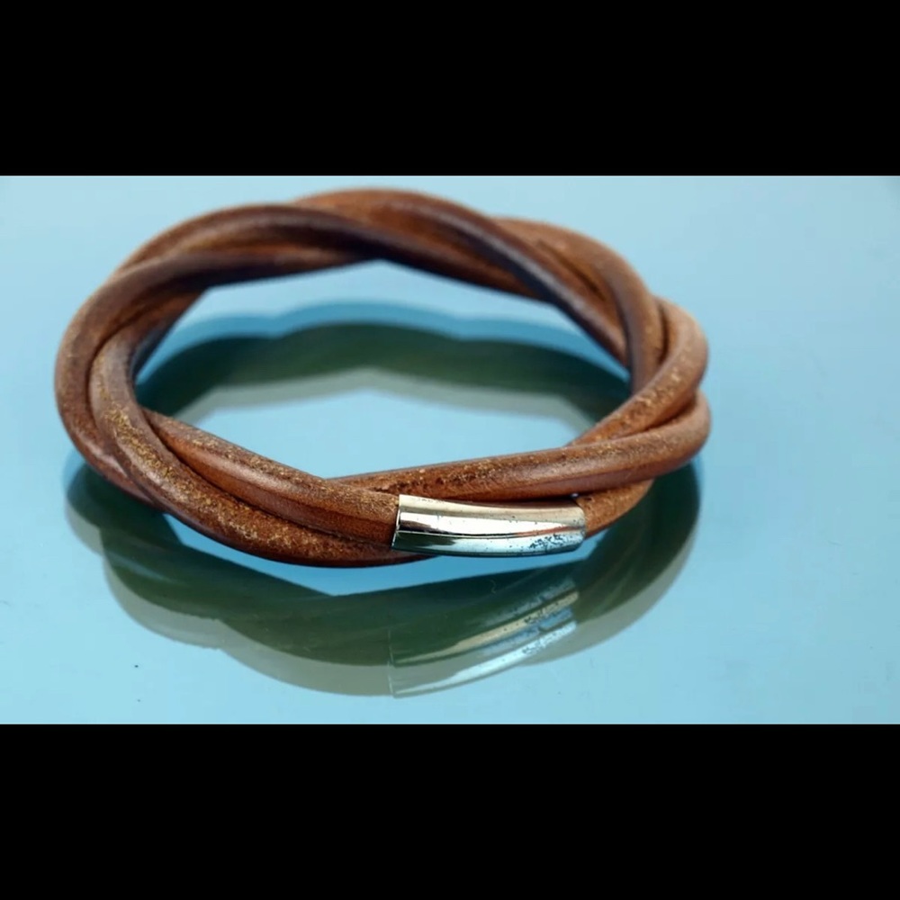EUC Hermes Leather and Silver Plated Bangle. Large